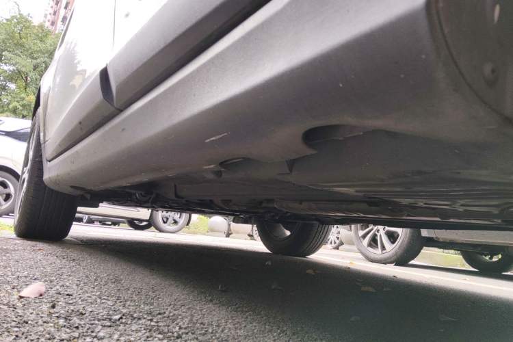 Used Volvo XC60 2012 T6 AWD Comfort Edition Chassis Rear Left