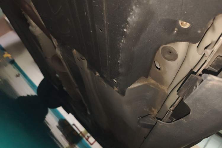 Used Volvo XC60 2012 T5 Comfort Edition Chassis Rear Right