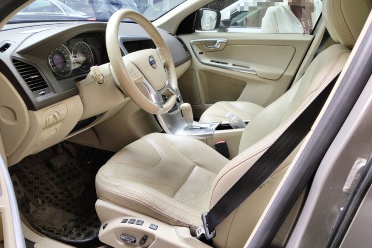 Used Volvo XC60 2012 T6 AWD Comfort Edition Left Front Seat