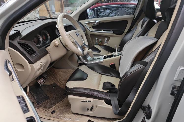 Used Volvo XC60 2012 T5 Comfort Edition Left Front Seat