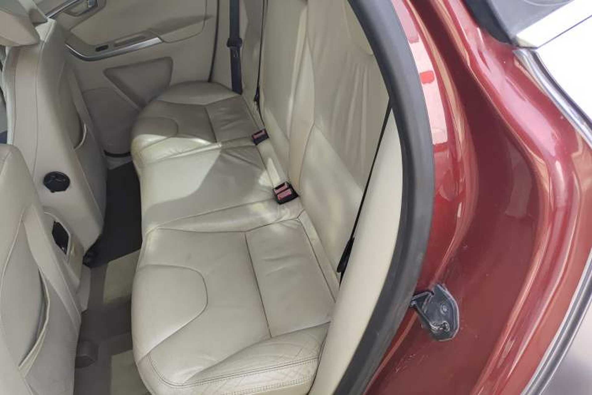Used Volvo XC60 2012 T5 Zhiya Edition Left Rear Seat