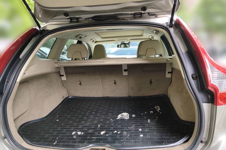 Used Volvo XC60 2012 T6 AWD Comfort Edition Trunk