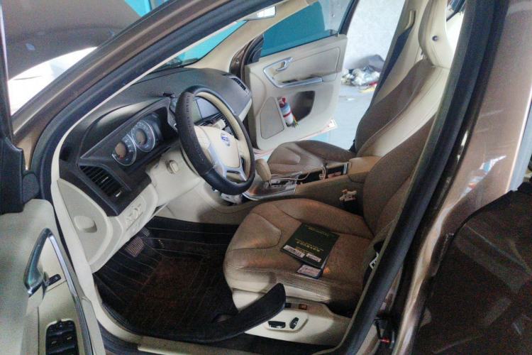 Used Volvo XC60 2012 T5 Comfort Edition Driver Seat