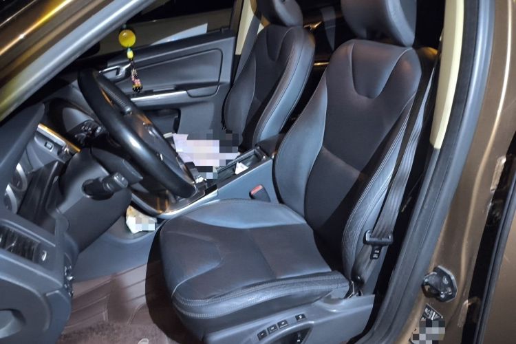 Used Volvo XC60 2012 T5 Comfort Edition Left Front Seat