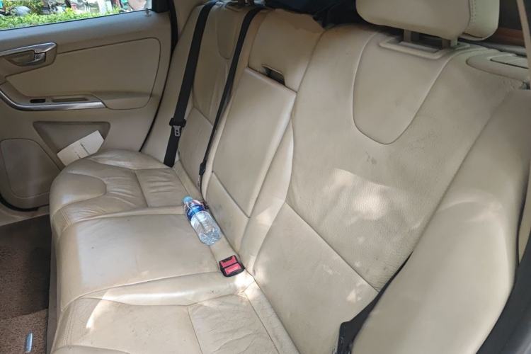 Used Volvo XC60 2012 T5 Zhiya Edition Left Rear Seat