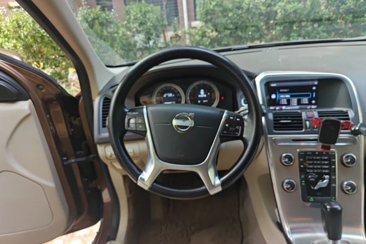 Used Volvo XC60 2012 T5 Zhiya Edition Steering Wheel