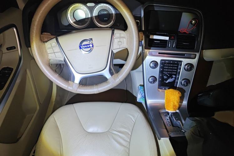 Used Volvo XC60 2012 T5 Zhiya Edition Steering Wheel