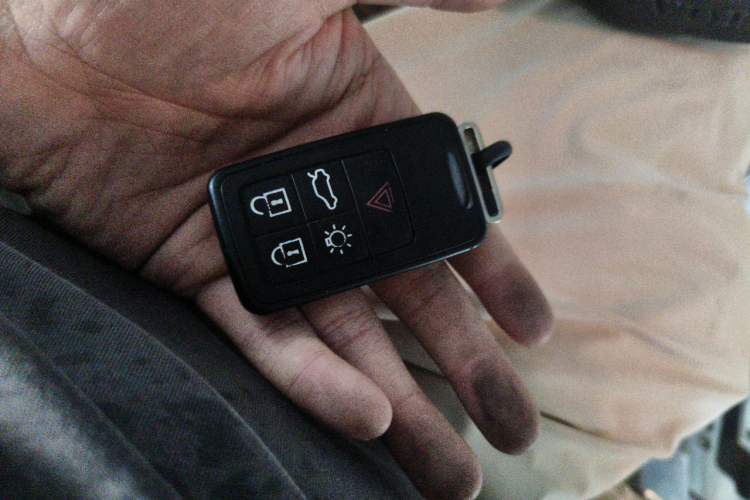 Used Volvo XC60 2012 T5 Comfort Edition Vehicle Key