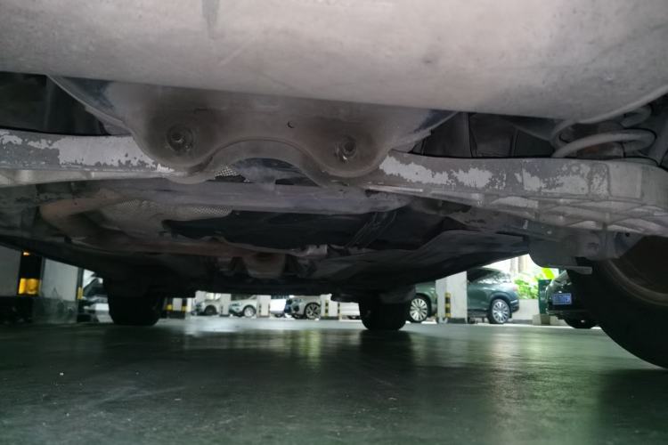 Used Volvo XC60 2012 T5 Zhiya Edition Chassis Rear