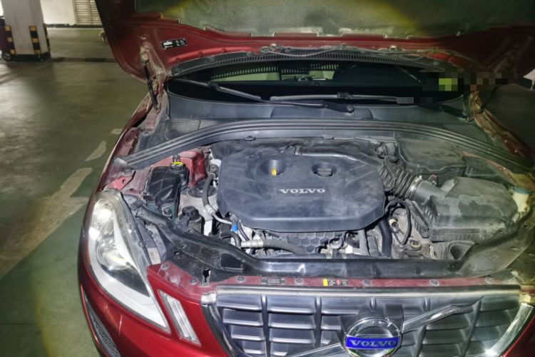 Used Volvo XC60 2012 T5 Zhiya Edition Engine Bay Right