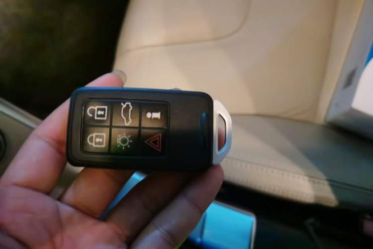 Used Volvo XC60 2012 T5 Zhiya Edition Vehicle Key