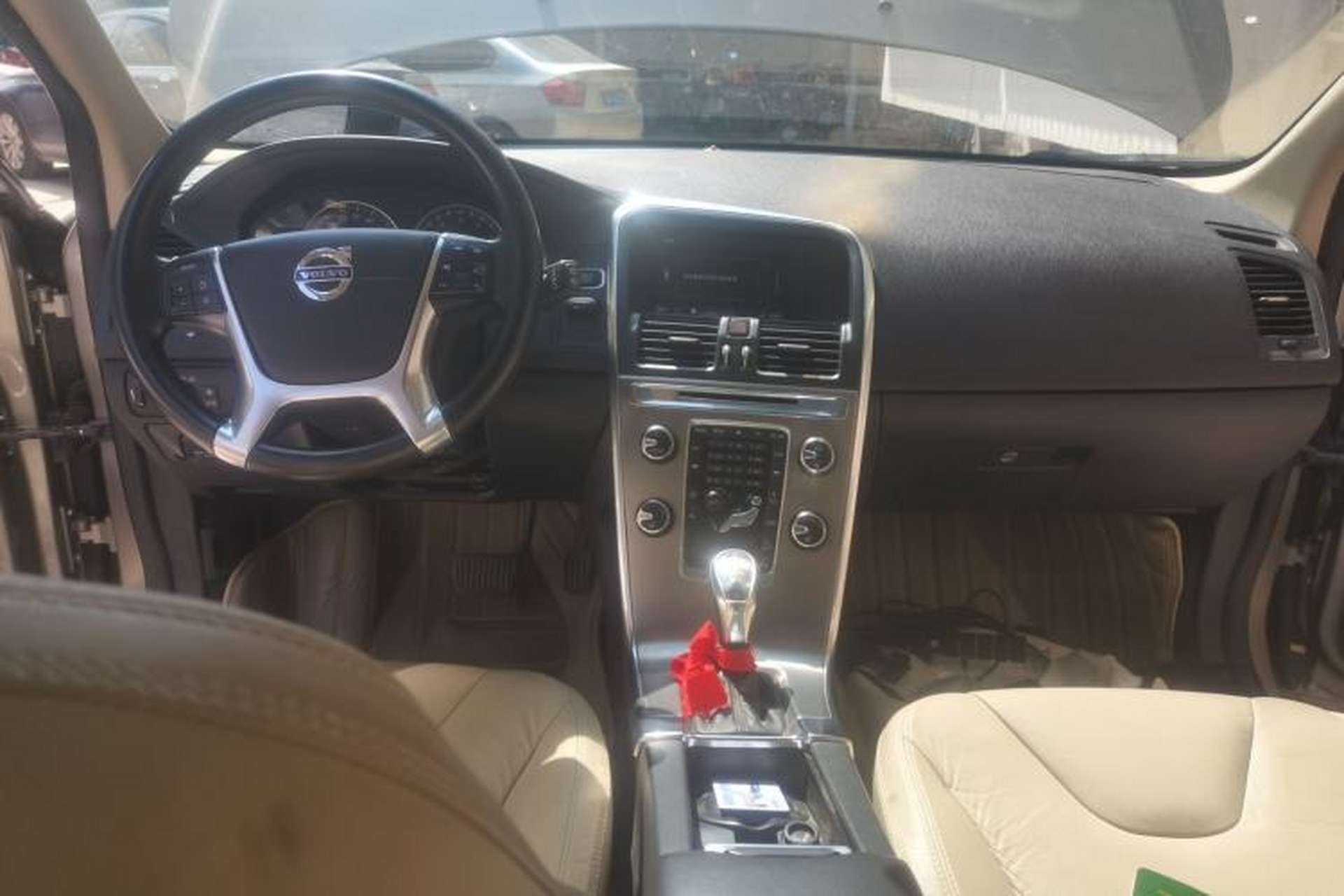 Used Volvo XC60 2012 T6 AWD Zhiya Edition Center Console