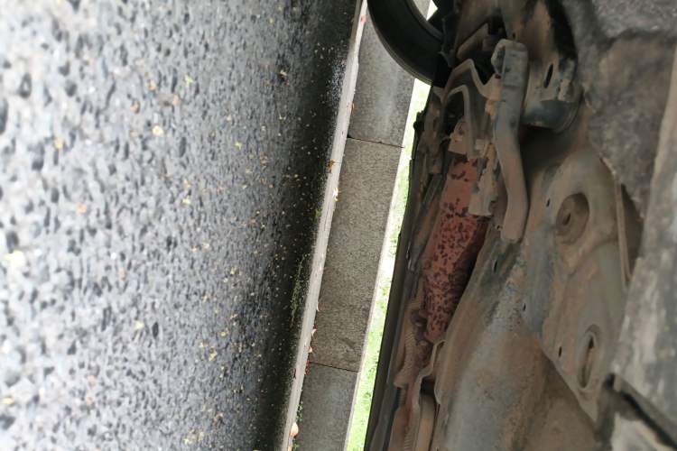 Used Volvo XC60 2012 T5 Comfort Edition Chassis Front Left