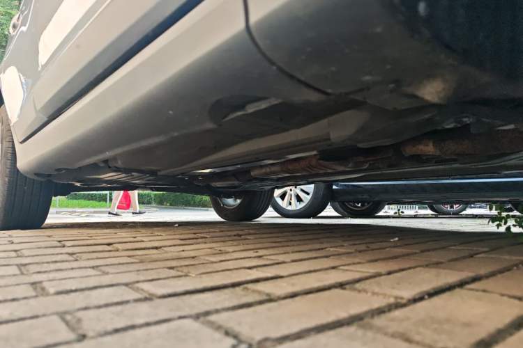 Used Volvo XC60 2012 T6 AWD Comfort Edition Chassis Front Right