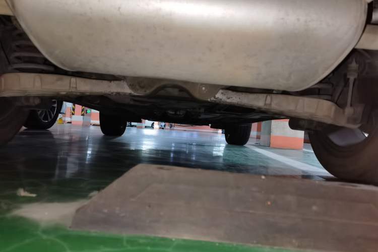 Used Volvo XC60 2012 T5 Zhiya Edition Chassis Rear