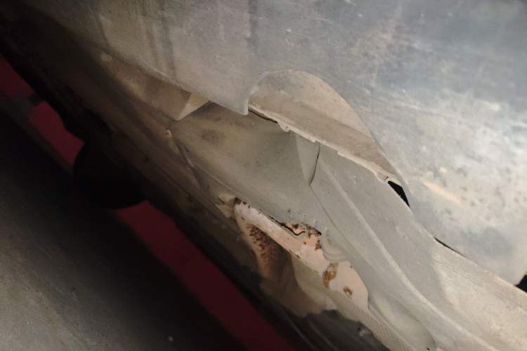 Used Volvo XC60 2012 T5 Comfort Edition Chassis Rear Left