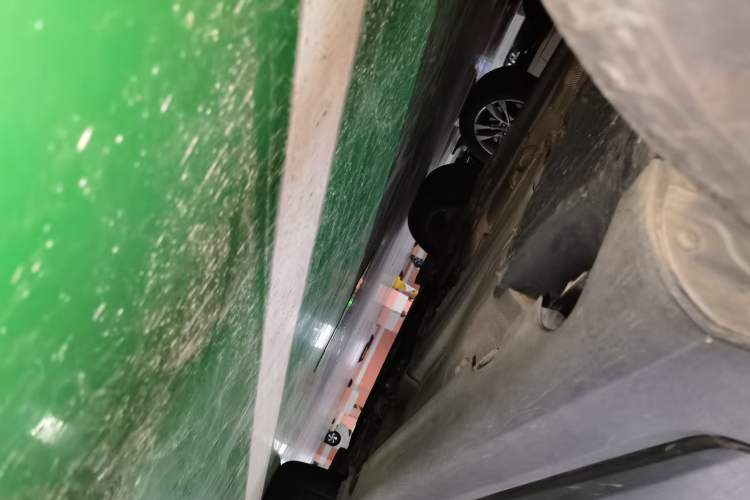 Used Volvo XC60 2012 T5 Zhiya Edition Chassis Rear Right