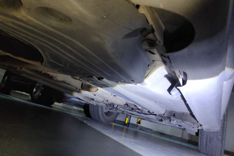 Used Volvo XC60 2012 T5 Zhiya Edition Chassis Rear Right