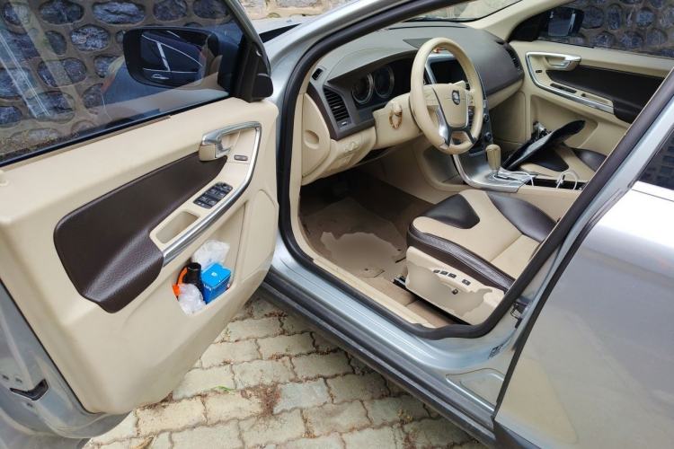 Used Volvo XC60 2012 T6 AWD Zhiya Edition Driver Seat