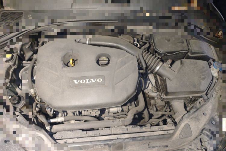 Used Volvo XC60 2012 T5 Comfort Edition Engine Bay