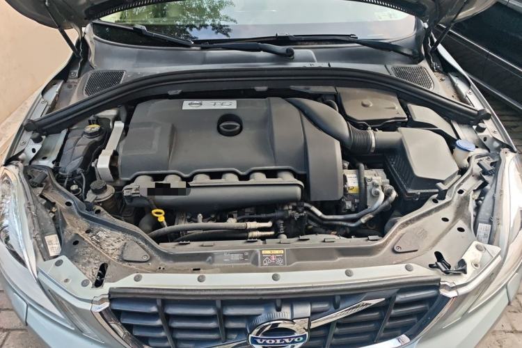 Used Volvo XC60 2012 T6 AWD Comfort Edition Engine Bay