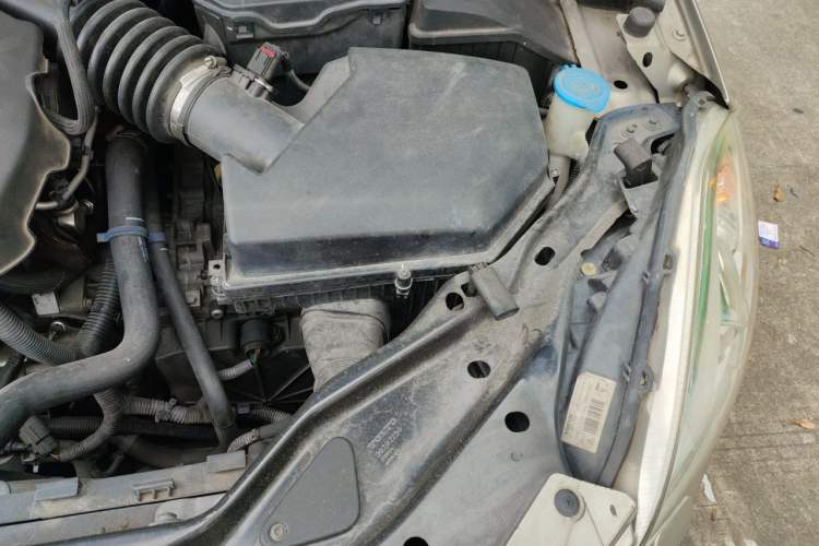 Used Volvo XC60 2012 T5 Comfort Edition Engine Bay Left