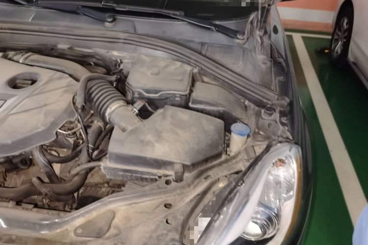 Used Volvo XC60 2012 T5 Zhiya Edition Engine Bay Left