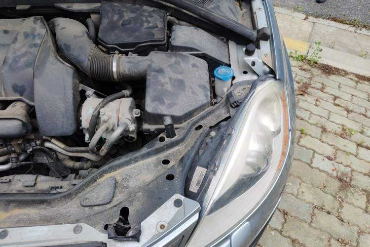 Used Volvo XC60 2012 T6 AWD Zhiya Edition Engine Bay Left