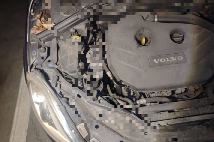Used Volvo XC60 2012 T5 Comfort Edition Engine Bay Right