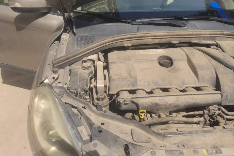 Used Volvo XC60 2012 T6 AWD Zhiya Edition Engine Bay Right