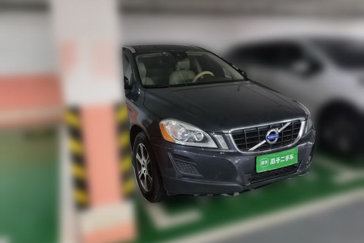 Used Volvo XC60 2012 T5 Zhiya Edition Front Right 45 Deg