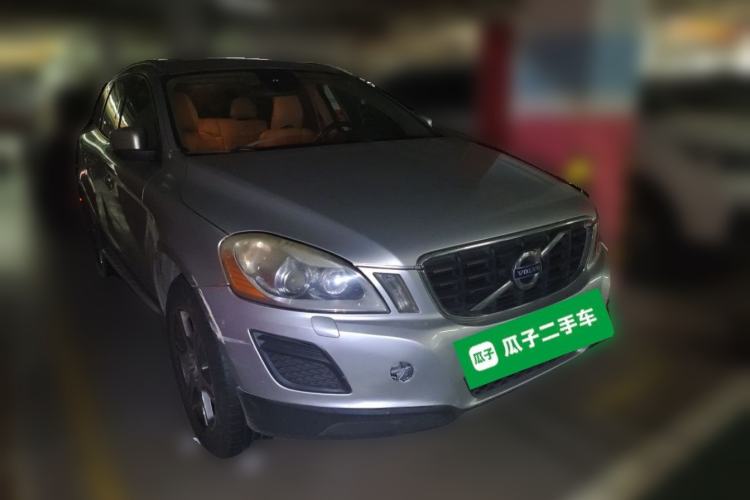 Used Volvo XC60 2012 T5 Comfort Edition Front Right 45 Deg