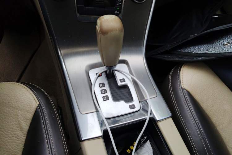 Used Volvo XC60 2012 T6 AWD Zhiya Edition Gear Lever