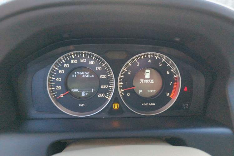 Used Volvo XC60 2012 T6 AWD Comfort Edition Instrument Cluster