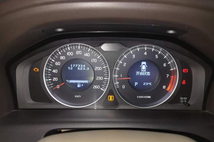 Used Volvo XC60 2012 T5 Zhiya Edition Instrument Cluster