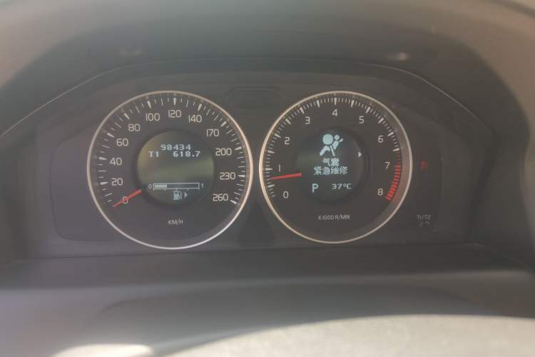 Used Volvo XC60 2012 T6 AWD Zhiya Edition Instrument Cluster