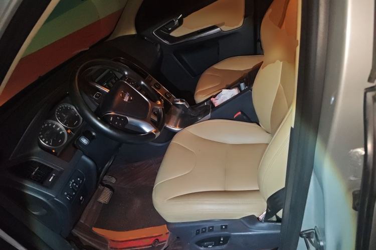Used Volvo XC60 2012 T5 Comfort Edition Left Front Seat