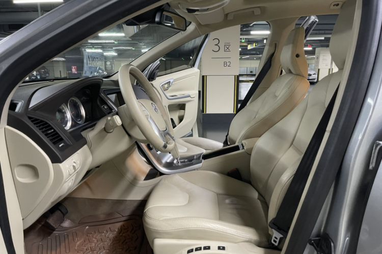 Used Volvo XC60 2012 T5 Zhiya Edition Left Front Seat