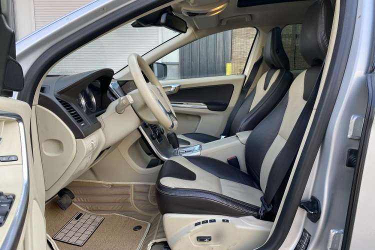 Used Volvo XC60 2012 T5 Comfort Edition Left Front Seat