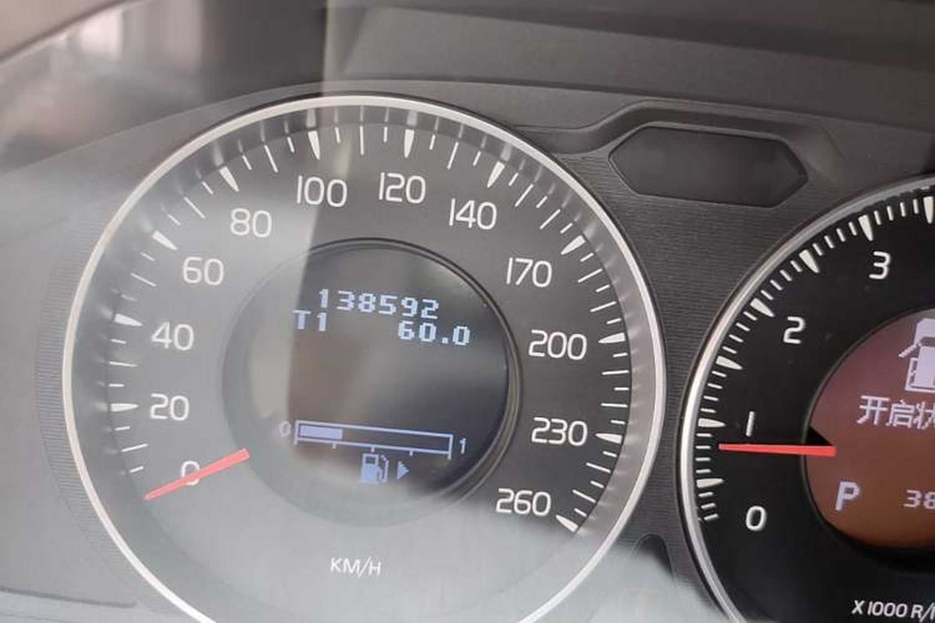 Used Volvo XC60 2012 T6 AWD Comfort Edition Odometer Close Up