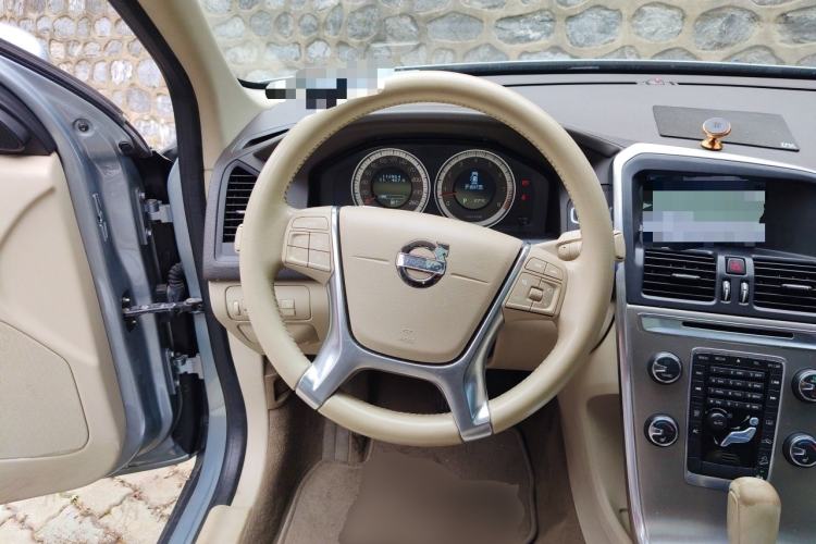 Used Volvo XC60 2012 T6 AWD Zhiya Edition Steering Wheel