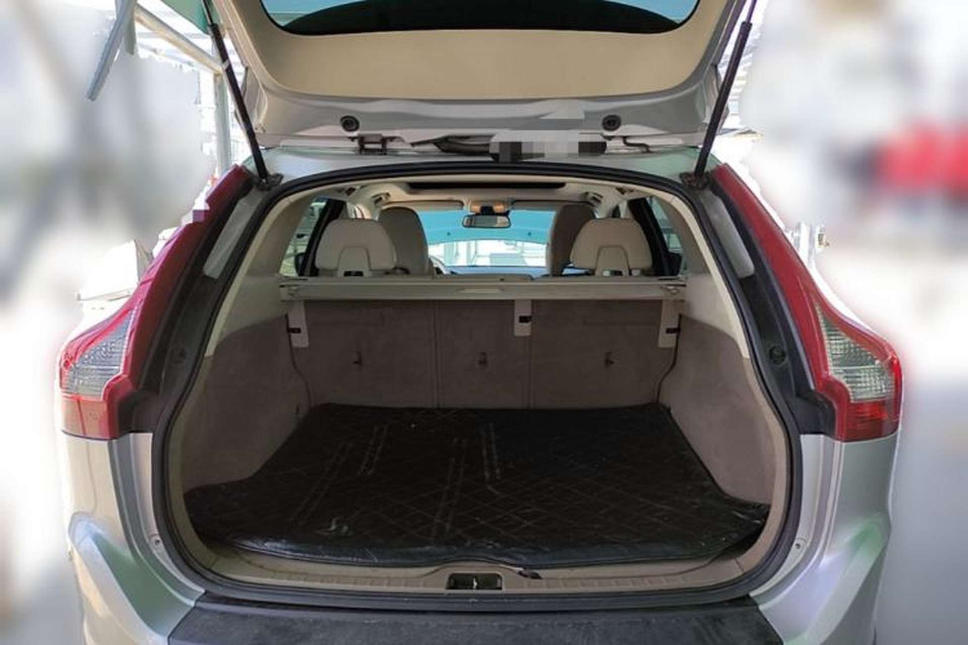 Used Volvo XC60 2012 T6 AWD Comfort Edition Trunk