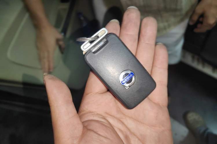 Used Volvo XC60 2012 T5 Comfort Edition Vehicle Key