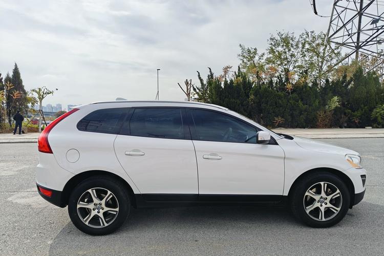 Used Volvo XC60 2012 T5 Comfort Edition Exterior 4
