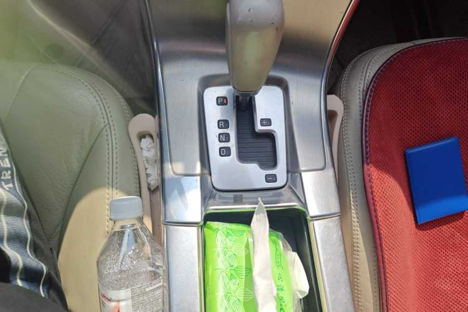 Used Volvo XC60 2012 T5 Comfort Edition Gear Lever