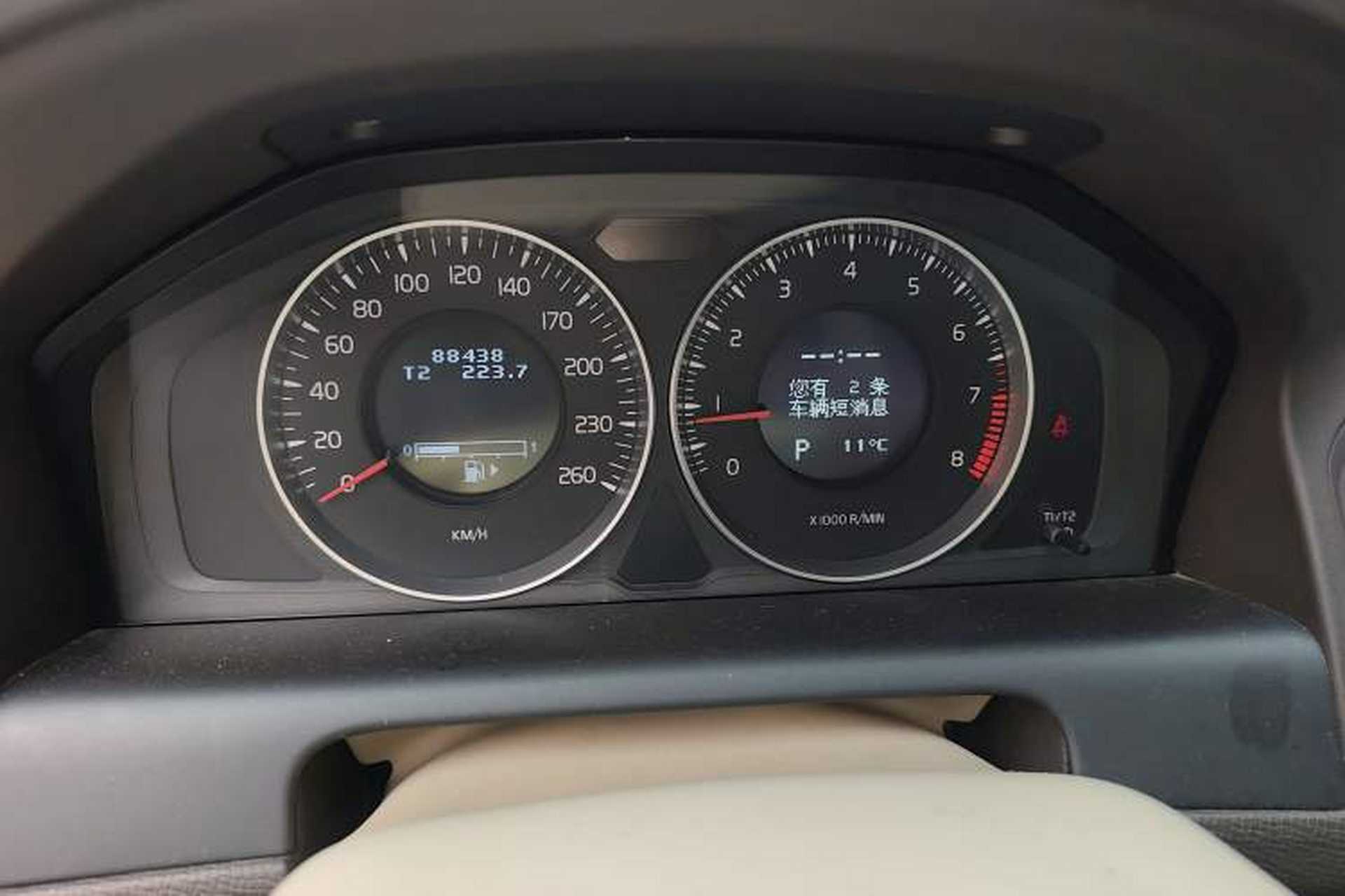Used Volvo XC60 2012 T5 Comfort Edition Instrument Cluster