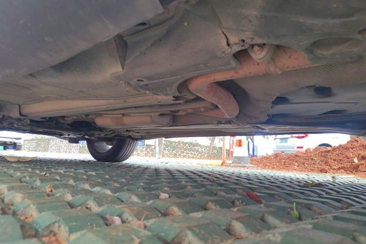 Used Volvo XC60 2012 T5 Comfort Edition Chassis Rear Left