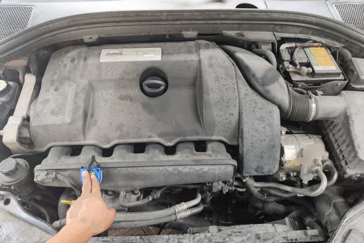 Used Volvo XC60 2012 T6 AWD Comfort Edition Engine Bay
