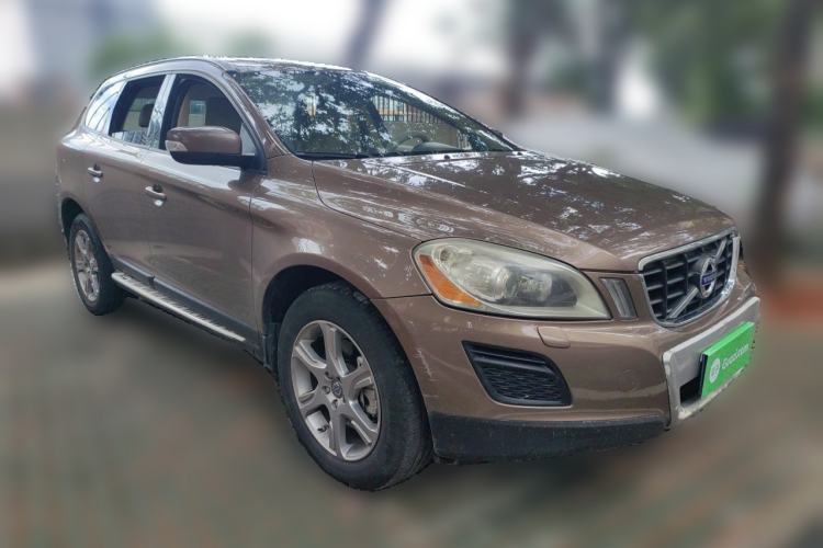 Used Volvo XC60 2012 T5 Comfort Edition Front Right 45 Deg