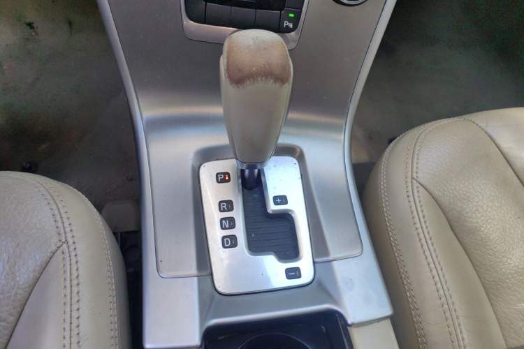 Used Volvo XC60 2012 T5 Comfort Edition Gear Lever